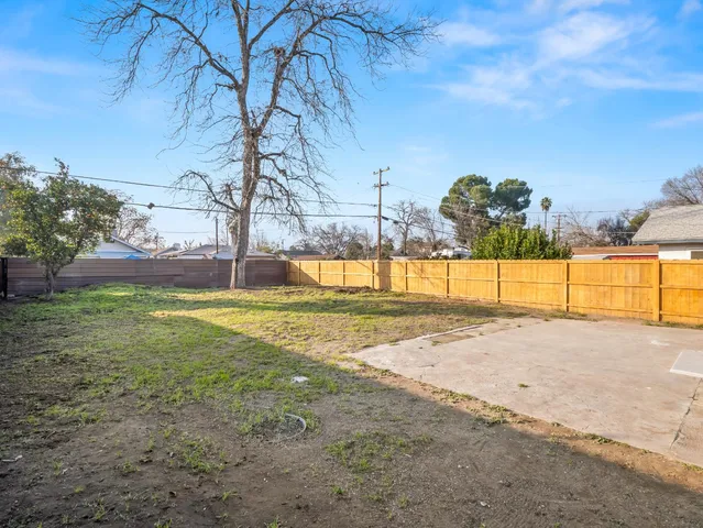 $305,000 | 1628 South Hazelwood Boulevard, Fresno, CA 93702