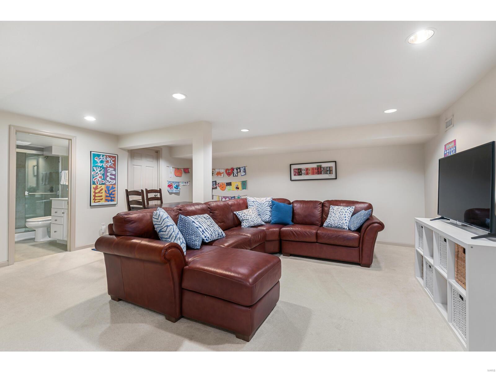 4 Wickersham Lane St. Louis, MO 63124 - Photo 23 of 31