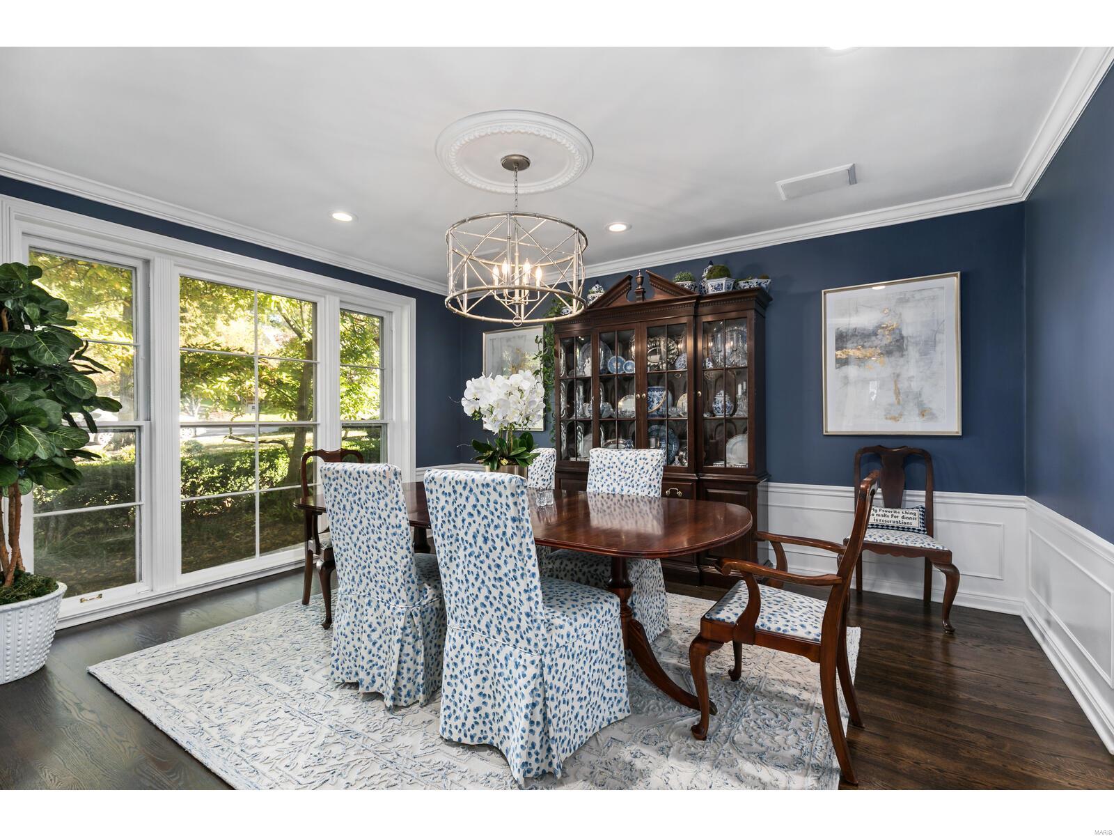 4 Wickersham Lane St. Louis, MO 63124 - Photo 5 of 31