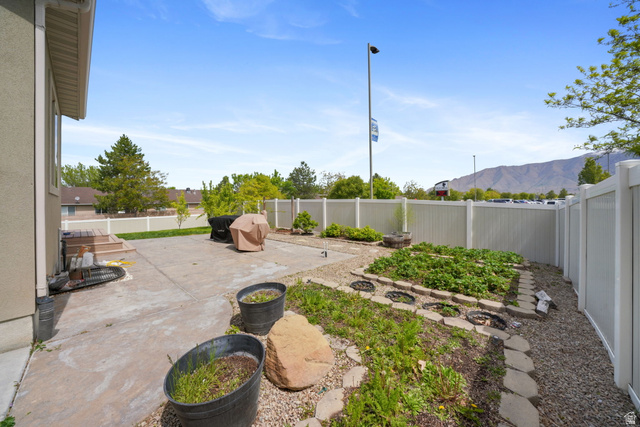 6674 Malachite Way Tooele, UT 84074 - Photo 28 of 34