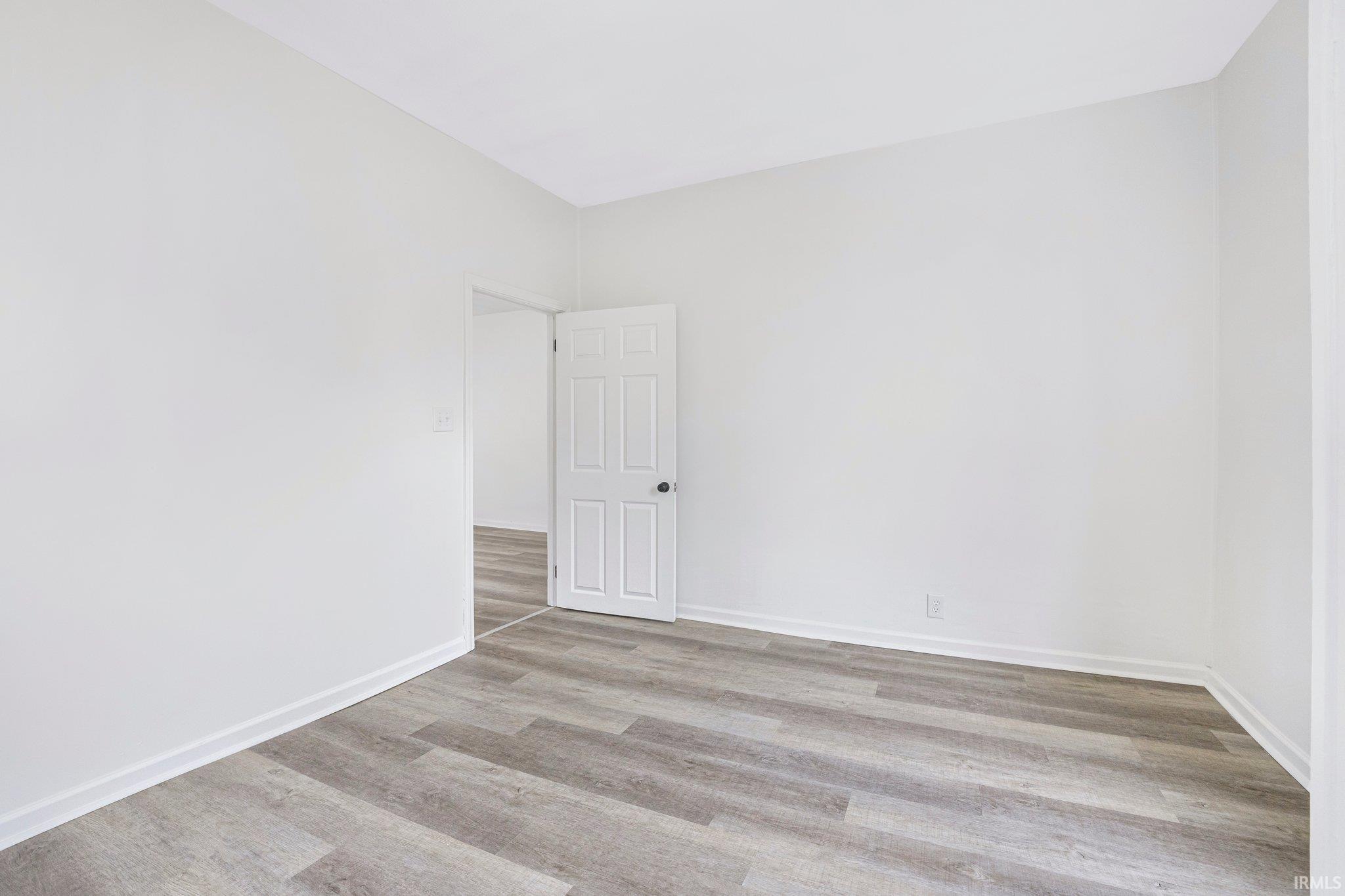 378 Monroe Street Huntington, IN 46750 - Photo 11 of 27