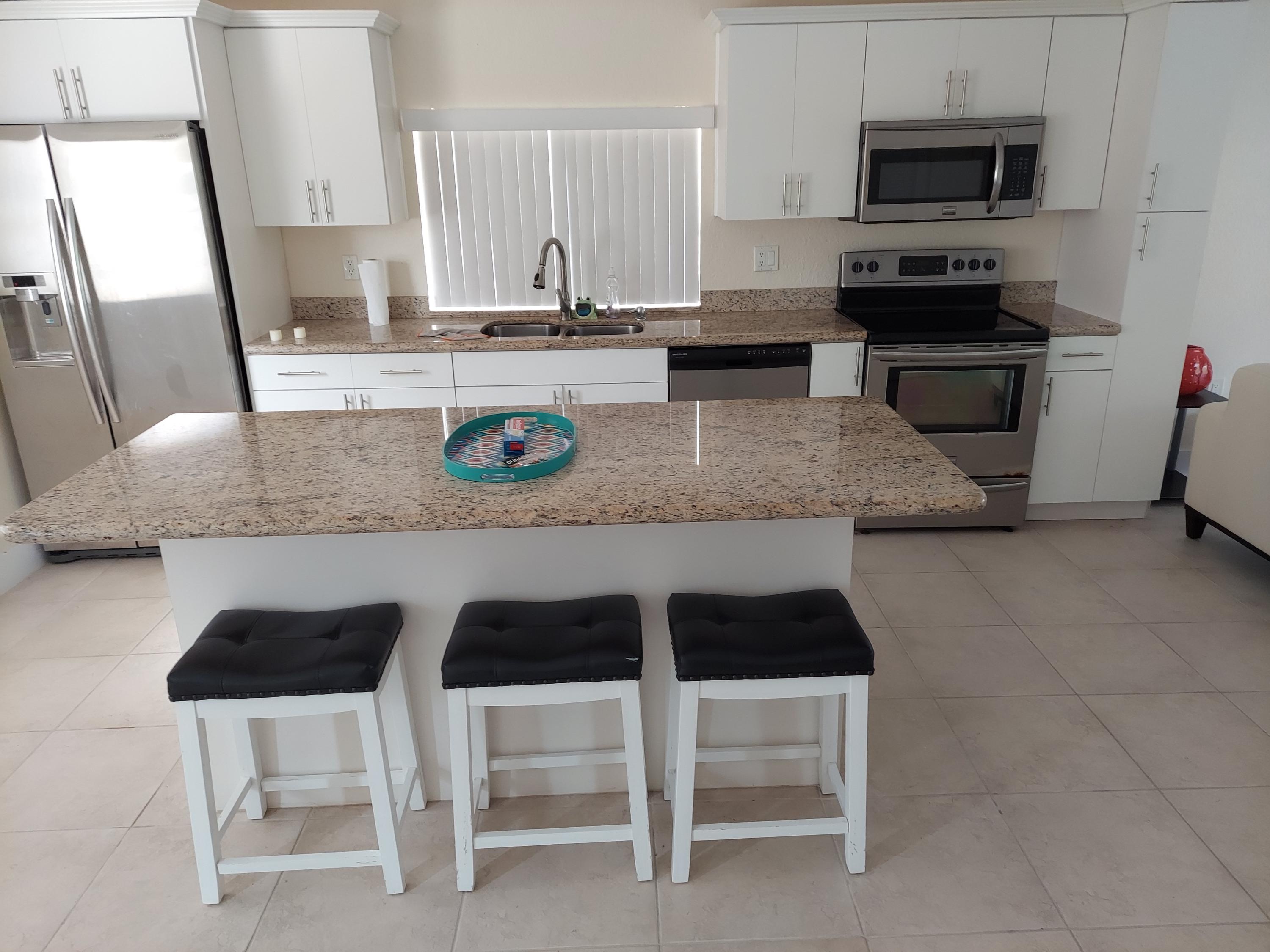 601 Portia Circle Key Largo, FL 33037 - Photo 9 of 22 20201007_140423