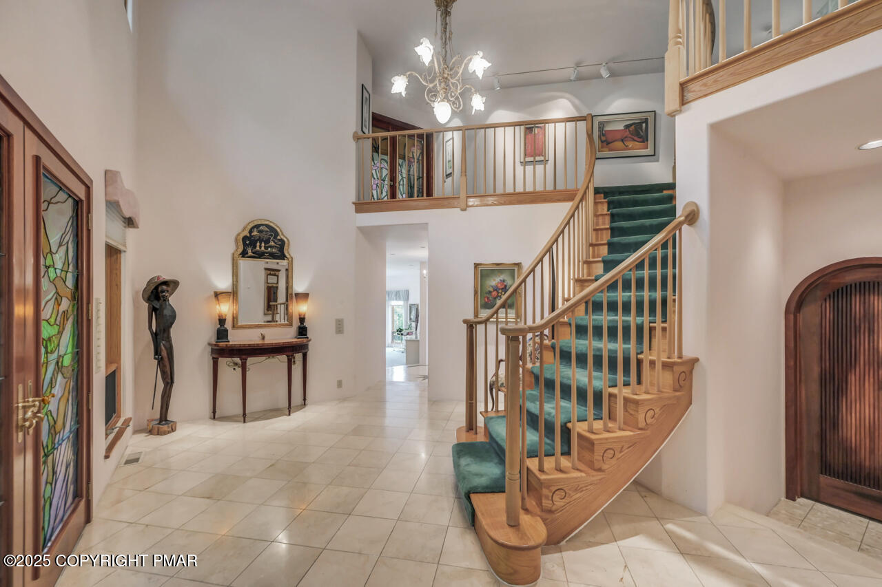 6696 Cherry Valley Road Stroudsburg, PA 18360 - Photo 14 of 97 Alternate Foyer View