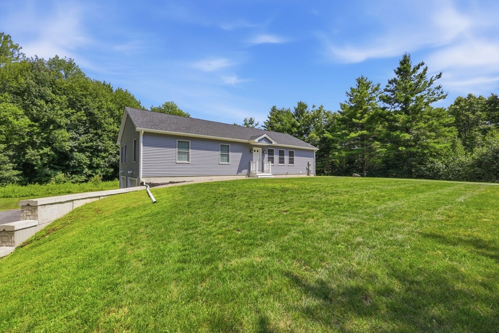85 Waid Road Monson, MA 01057 - Photo 3 of 42 Gallery Image 3