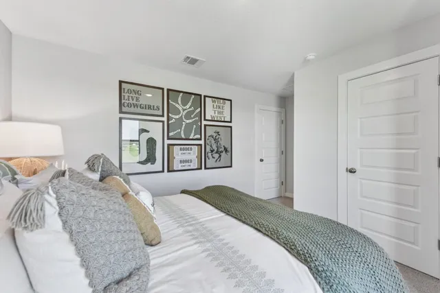 $319,170 | 264 Escape Way, Jarrell, TX 76537