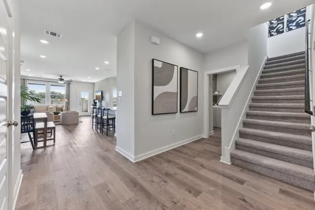 $319,170 | 264 Escape Way, Jarrell, TX 76537