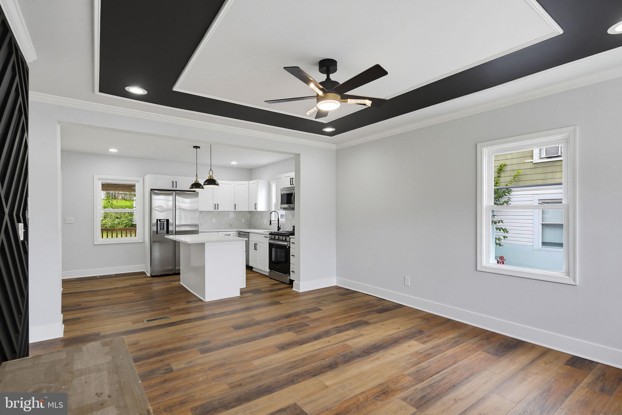 323 3rd Avenue Baltimore, MD 21227 - Photo 5 of 37