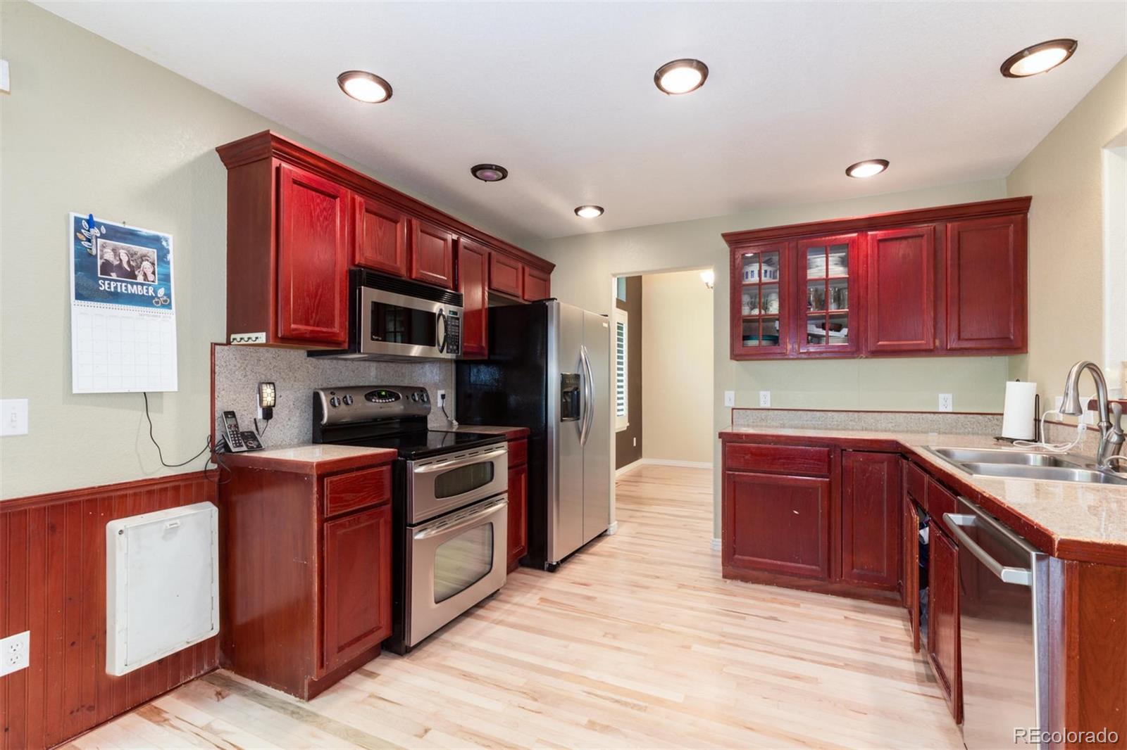 2259 Hyacinth Road Highlands Ranch, CO 80129 - Photo 5 of 25 Gallery Image 5