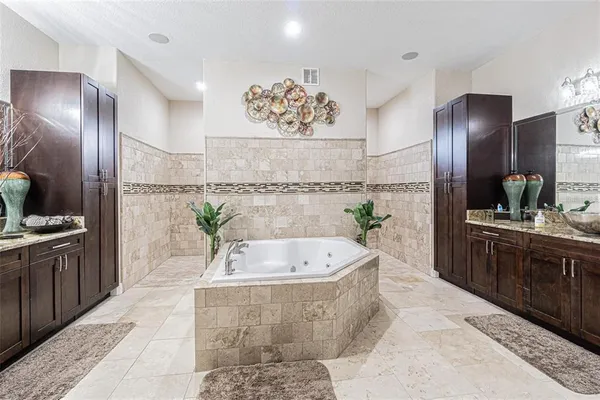 $895,000 | 13102 Done Groven Drive, Dover, FL 33527