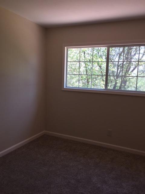 12264 Macs Road Redding, CA 96003 - Photo 14 of 25 Bedroom 3