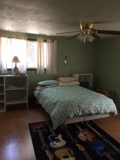 12264 Macs Road Redding, CA 96003 - Photo 16 of 25 Master bedroom