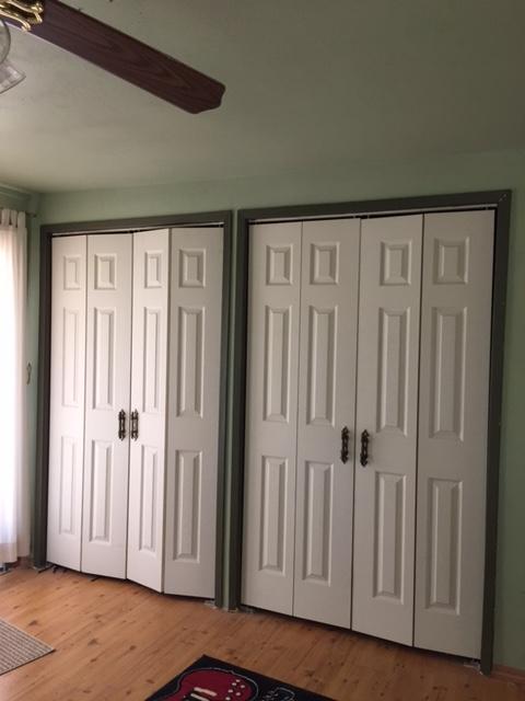 12264 Macs Road Redding, CA 96003 - Photo 17 of 25 Closet in master
