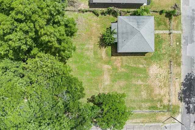 $50,000 | 1000 East Calhoun Avenue, Waco, TX 76704