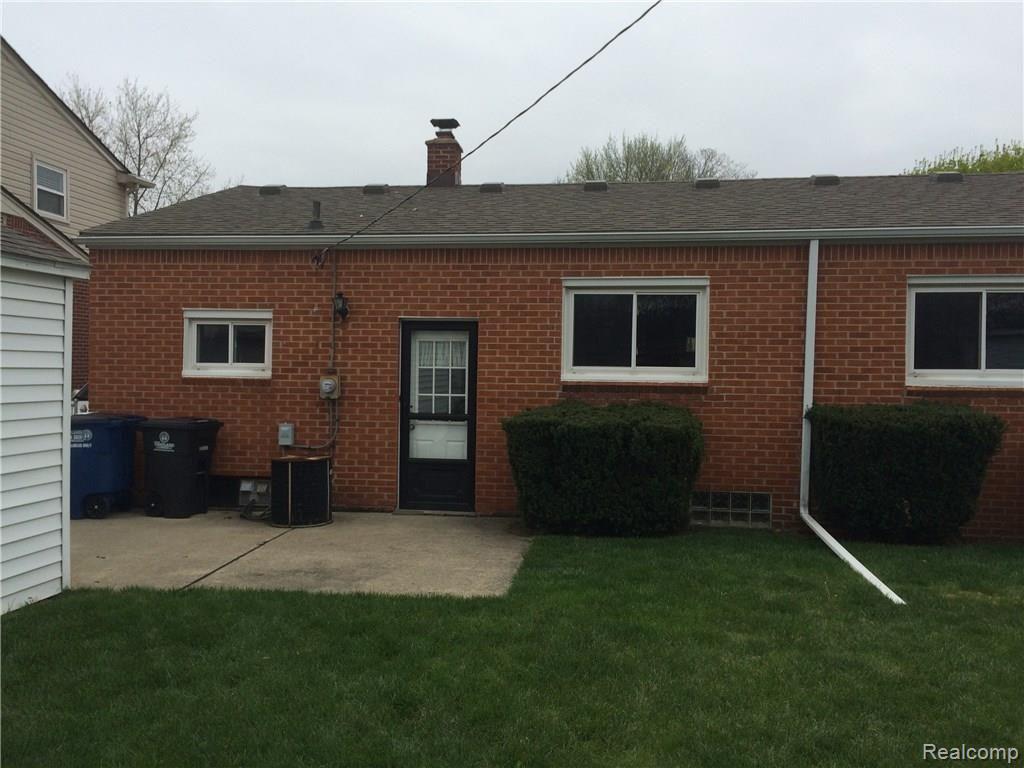 7521 Randy Drive Westland, MI 48185 - Photo 6 of 30 IMG_1582.JPG