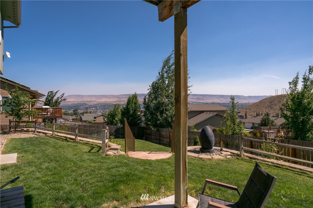 2150 Citation Loop Wenatchee, WA 98801 - Photo 1 of 25 Gallery Image 1
