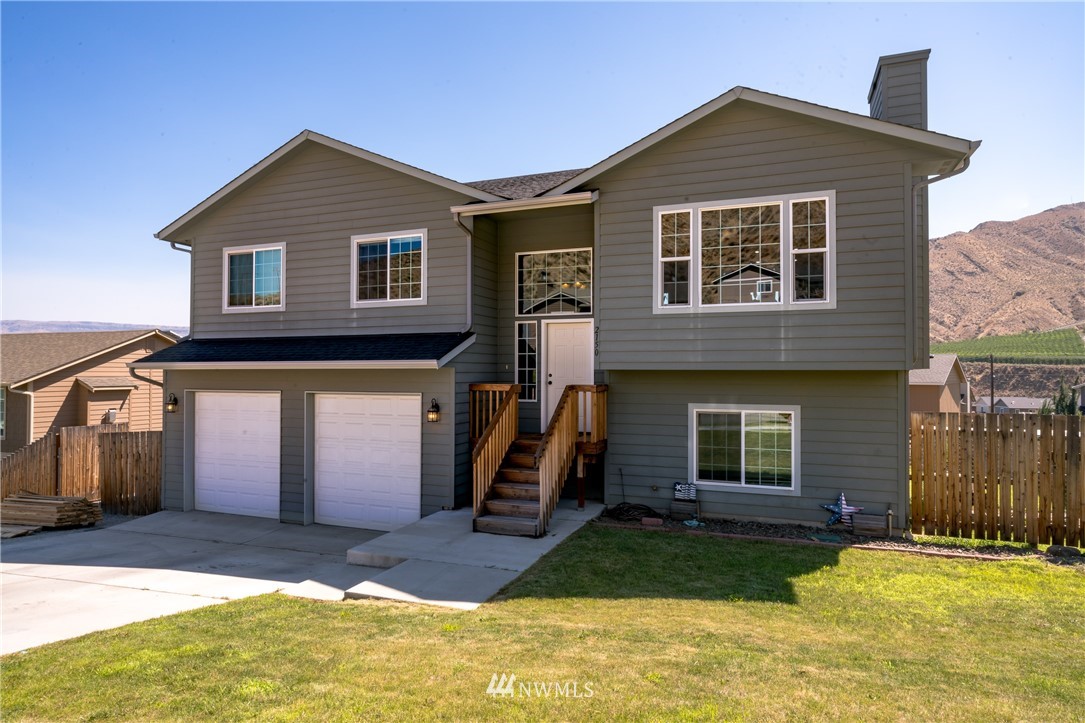 2150 Citation Loop Wenatchee, WA 98801 - Photo 2 of 25 Gallery Image 2