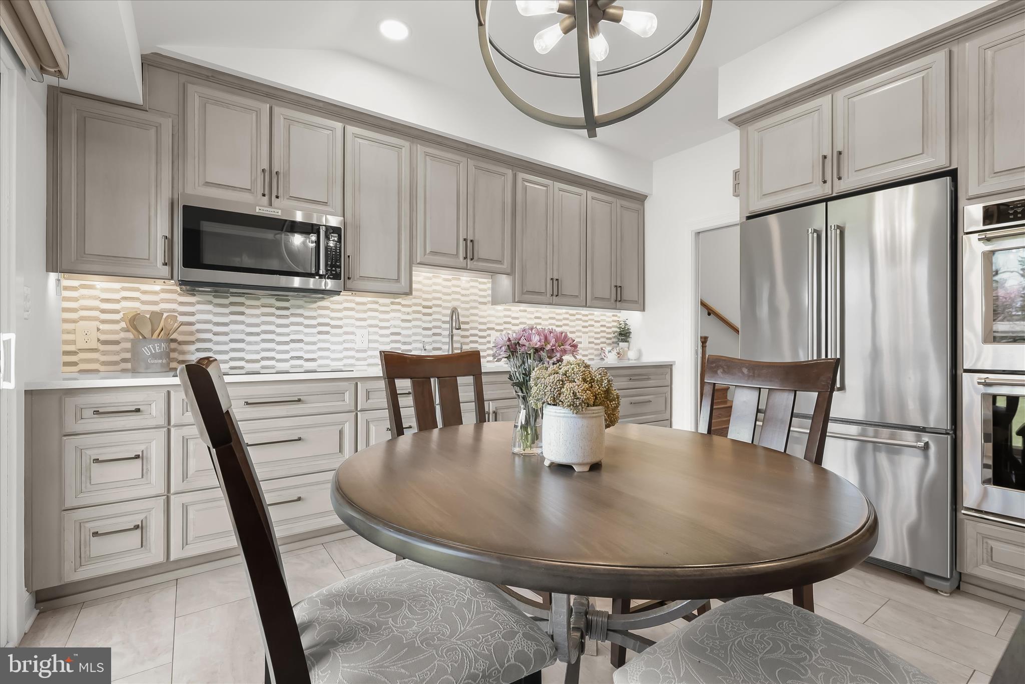 3416 Manor Hill Road Pikesville, MD 21208 - Photo 18 of 68 Kitchen