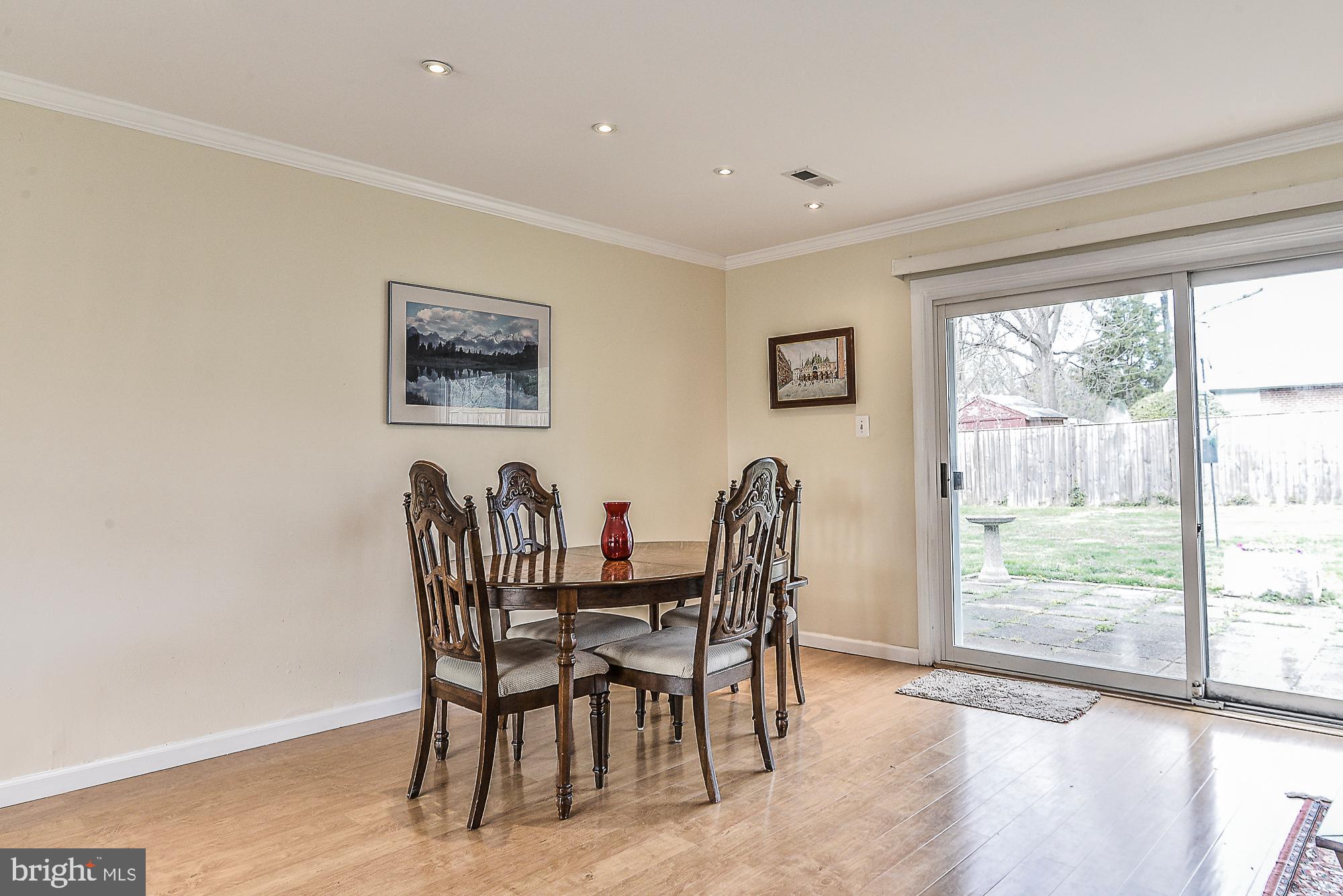 5404 Montgomery Street Springfield, VA 22151 - Photo 14 of 29 Dining Area