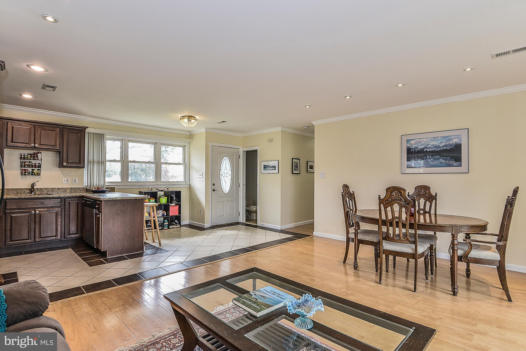 5404 Montgomery Street Springfield, VA 22151 - Photo 8 of 29 Gallery Image 8