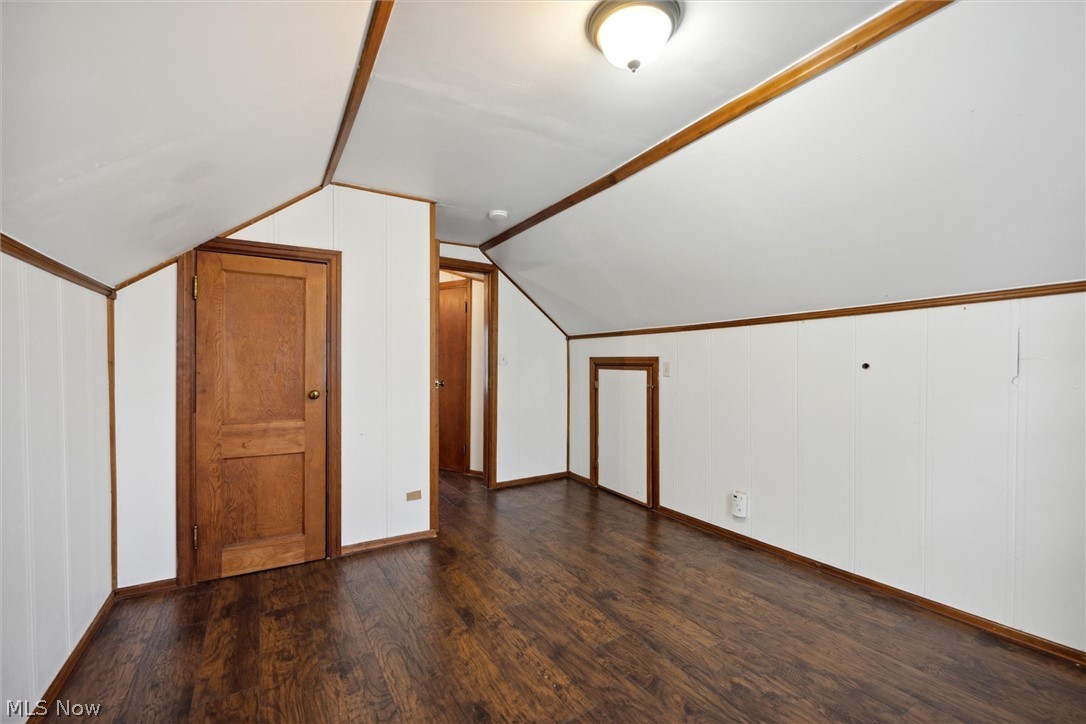 4482 Silsby Road University Heights, OH 44118 - Photo 27 of 35