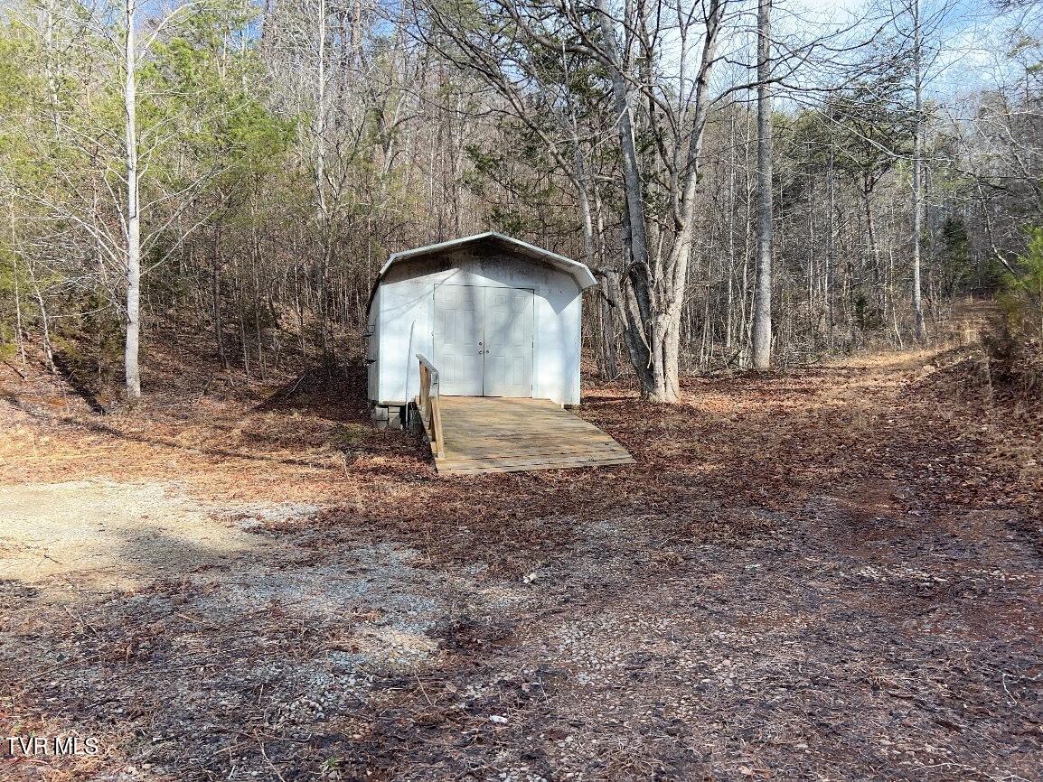 641 Jacobs Hollow Road Sneedville, TN 37869 - Photo 5 of 14 IMG_1701