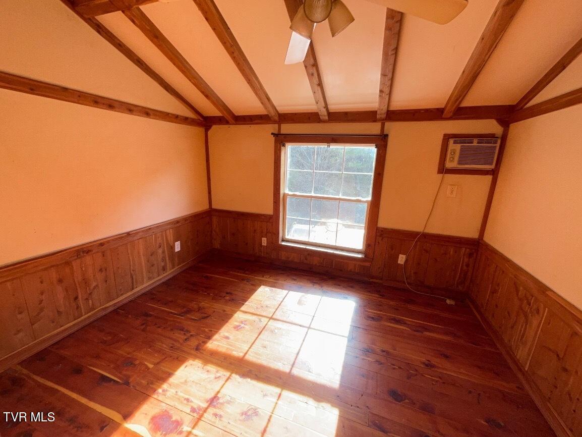 641 Jacobs Hollow Road Sneedville, TN 37869 - Photo 9 of 14 IMG_1707