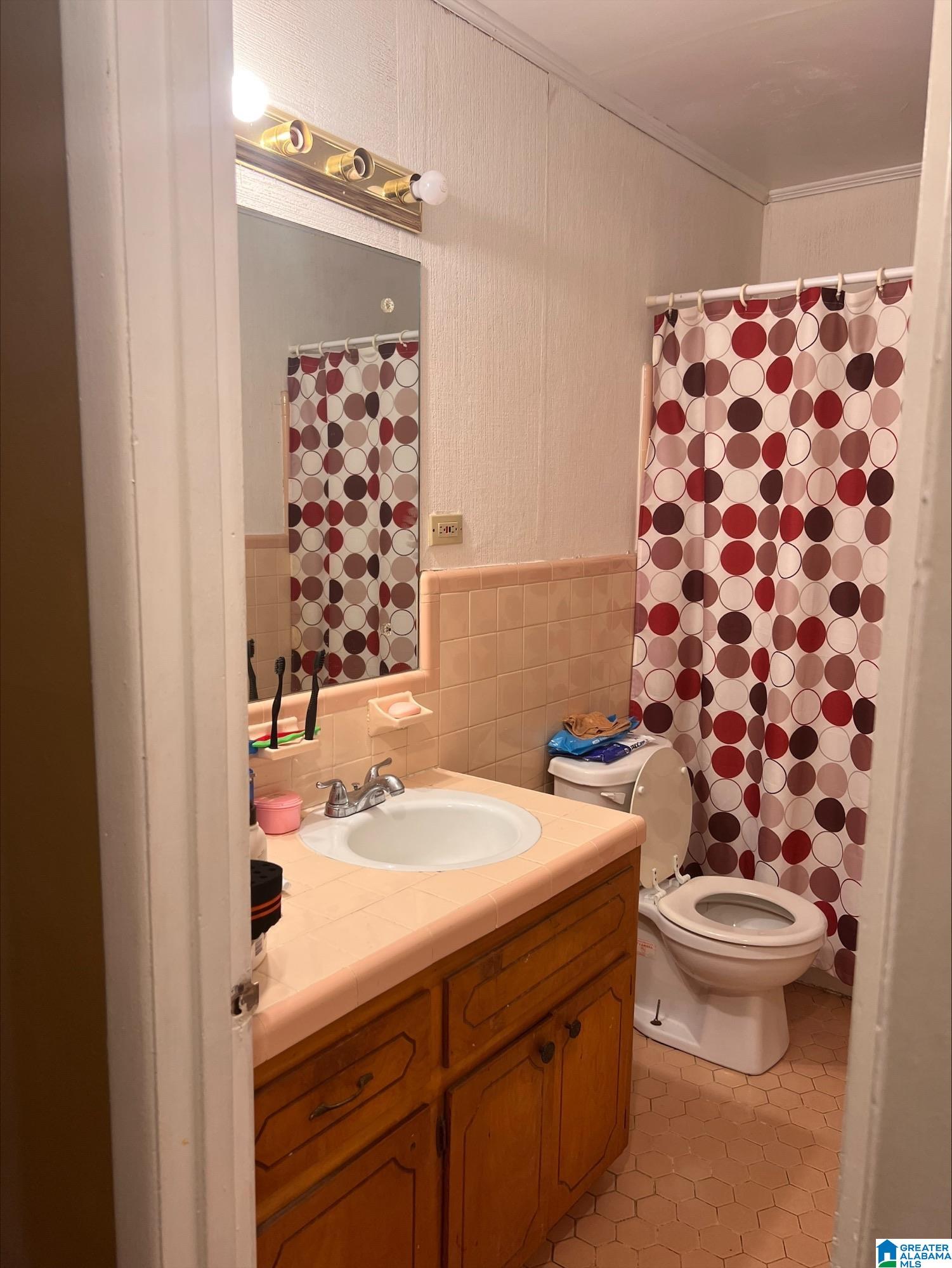 216 26th Street Southwest Birmingham, AL 35211 - Photo 15 of 21