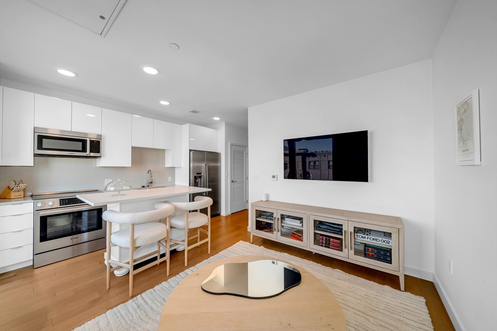 45 Lewis Street, Unit 502 Boston, MA 02128 - Photo 3 of 20