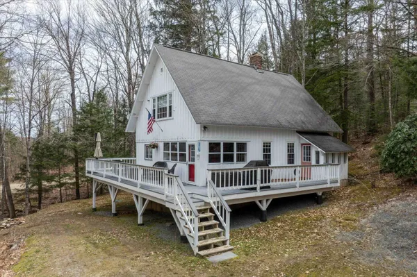 $374,900 | 59 Zeller Camp Road, Grafton, VT 05146