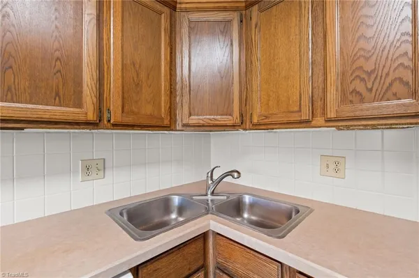$439,000 | 7000 Bridgewood Road, Clemmons, NC 27012