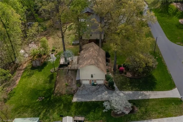 $439,000 | 7000 Bridgewood Road, Clemmons, NC 27012