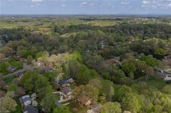 $439,000 | 7000 Bridgewood Road, Clemmons, NC 27012