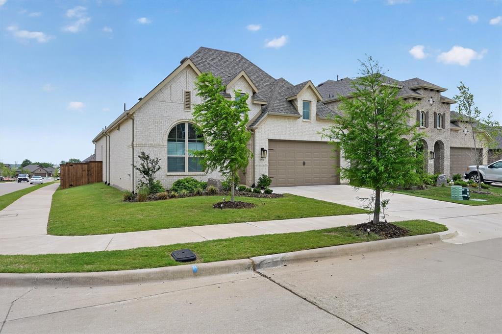 3725 Paradise Way Sherman, TX 75090 - Photo 3 of 26