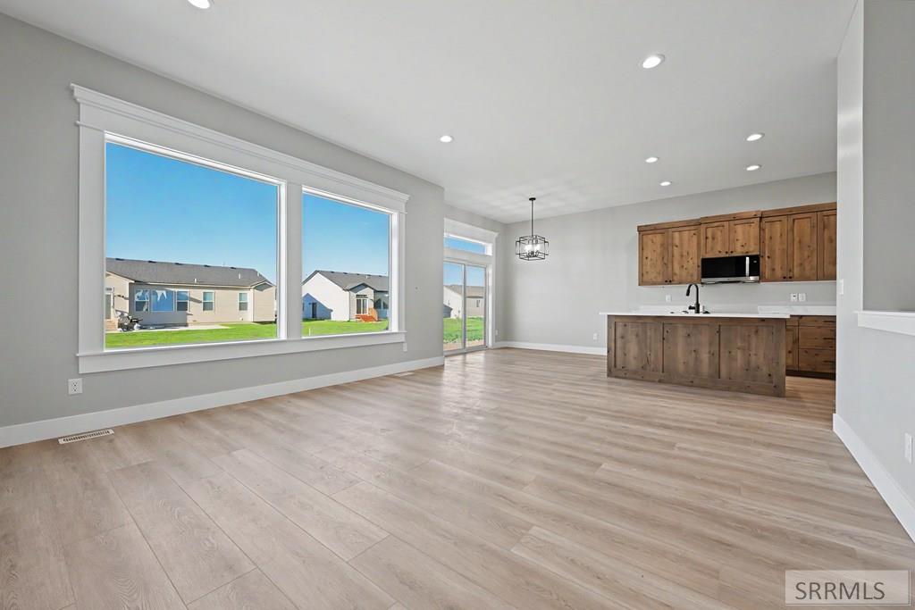 3132 Elixir Road Ammon, ID 83406 - Photo 2 of 14