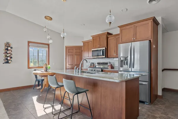 $289,900 | 2362 East Plank Road, Unit D, Appleton, WI 54915