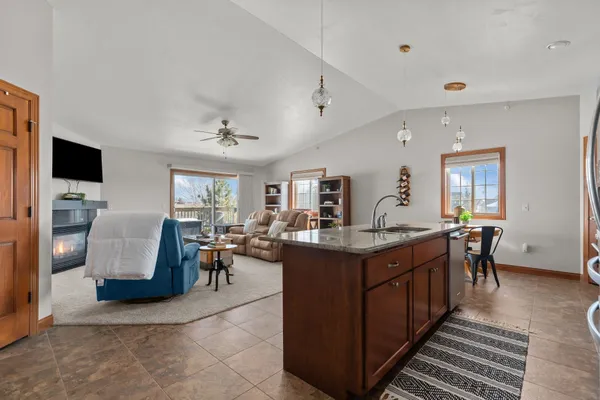 $289,900 | 2362 East Plank Road, Unit D, Appleton, WI 54915