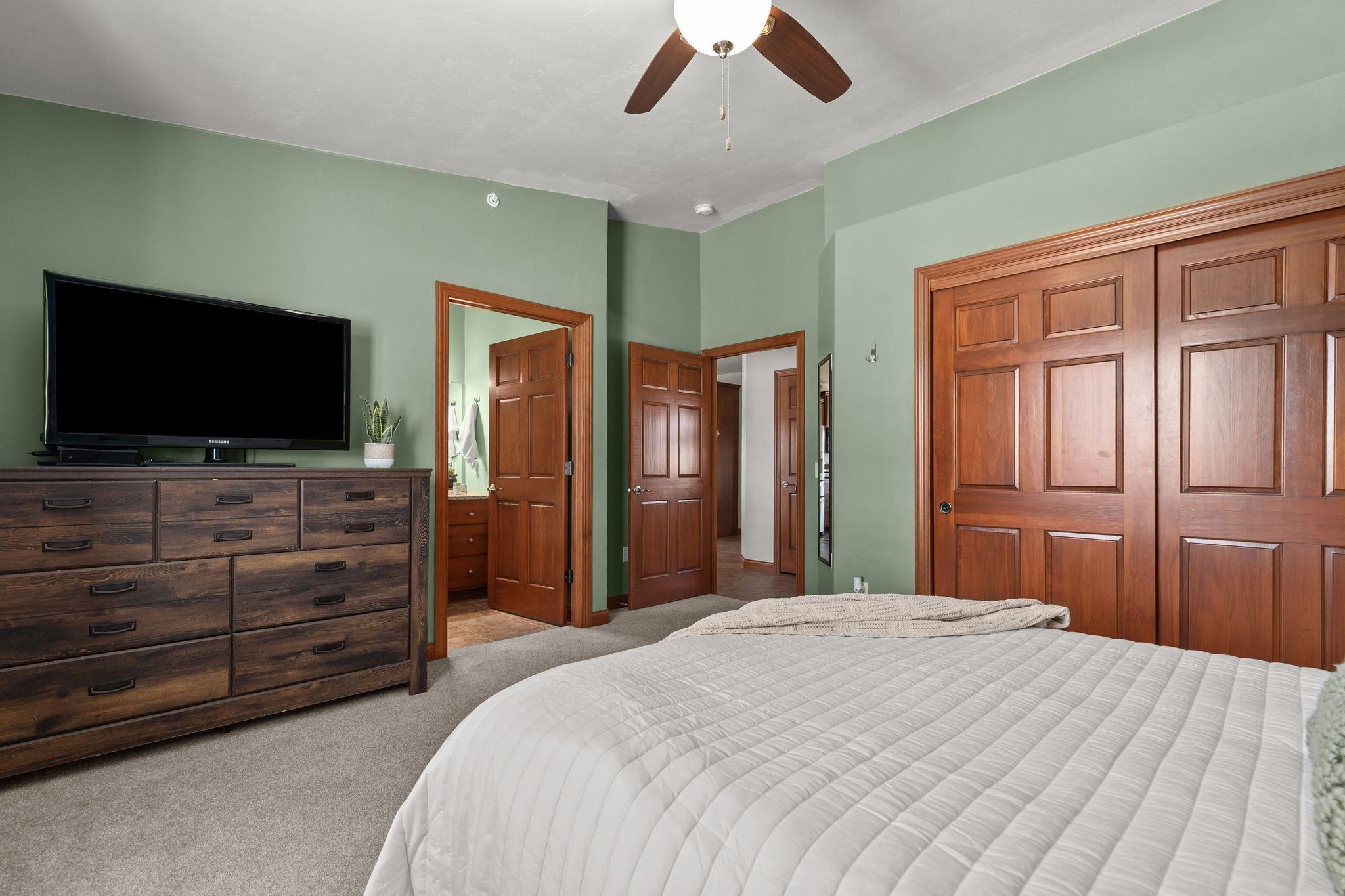 2362 East Plank Road, Unit D Appleton, WI 54915 - Photo 23 of 38