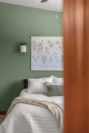 $289,900 | 2362 East Plank Road, Unit D, Appleton, WI 54915