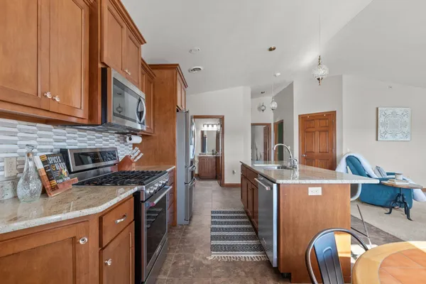 $289,900 | 2362 East Plank Road, Unit D, Appleton, WI 54915