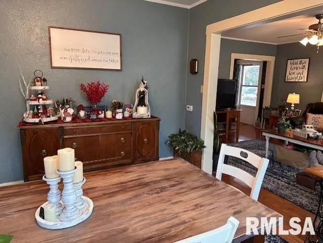 $165,000 | 1 Jones Place, Jacksonville, IL 62650