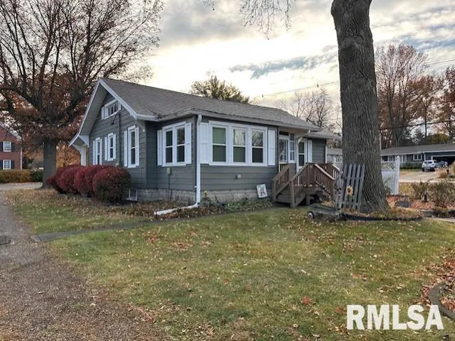 $165,000 | 1 Jones Place, Jacksonville, IL 62650