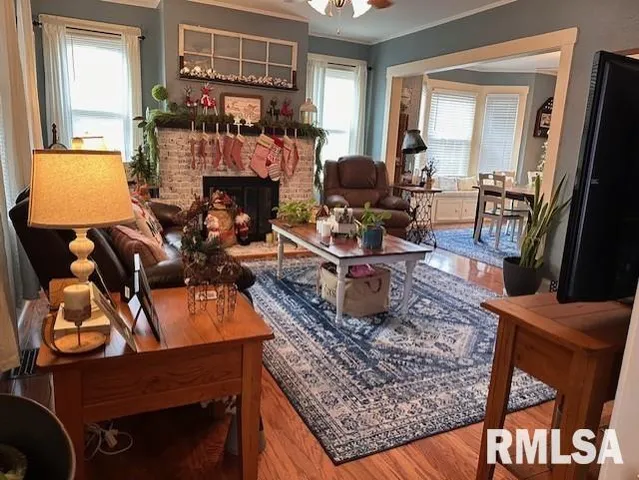 $165,000 | 1 Jones Place, Jacksonville, IL 62650