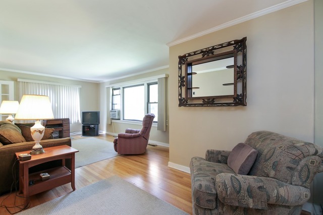 17 Pine Tree Road Northbrook, IL 60062 - Photo 4 of 25
