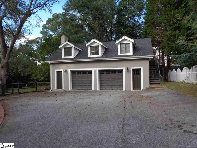 $1,000 | 260 East Greer Street, Greer, SC 29650