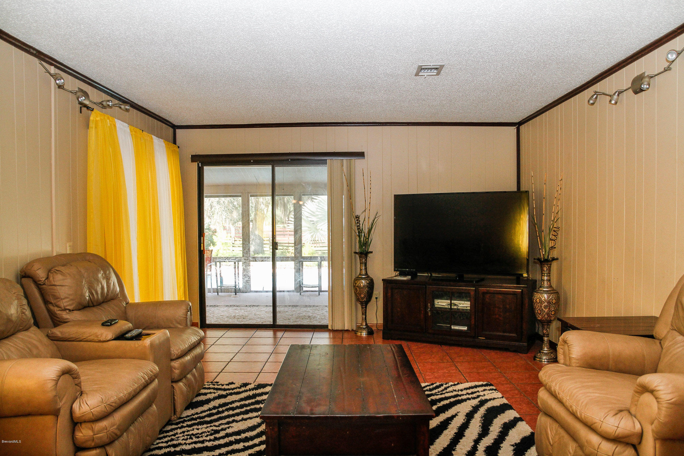 410 South Carpenter Road Titusville, FL 32796 - Photo 10 of 27 Family Room