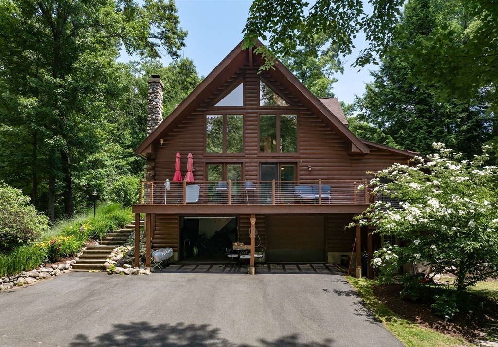809 Park Hill Road Northampton, MA 01062 - Photo 3 of 42 Gallery Image 3