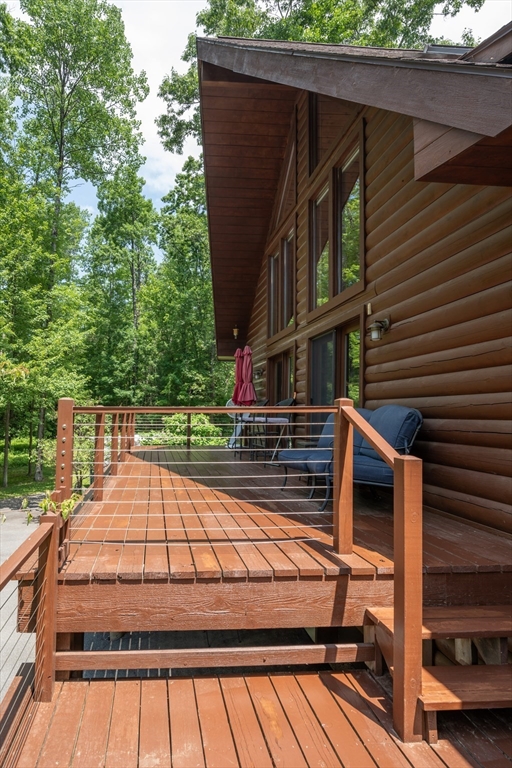 809 Park Hill Road Northampton, MA 01062 - Photo 5 of 42 Gallery Image 5