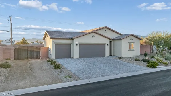 $403,000 | 1700 Outlaw Street, Pahrump, NV 89060