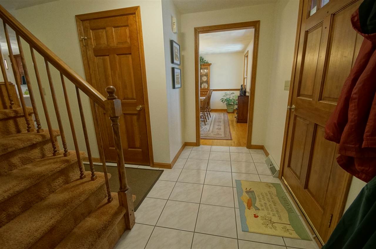 144 Kendall Pond Road Windham, NH 03087 - Photo 8 of 34