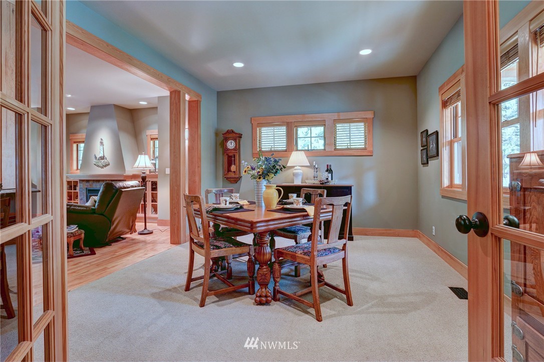 21633 President Point Road Northeast Kingston, WA 98346 - Photo 5 of 25 Gallery Image 5